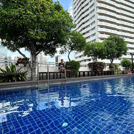 Delightful Condo In Central Location At Sukhumvit 49 Bangkok Exteriör bild