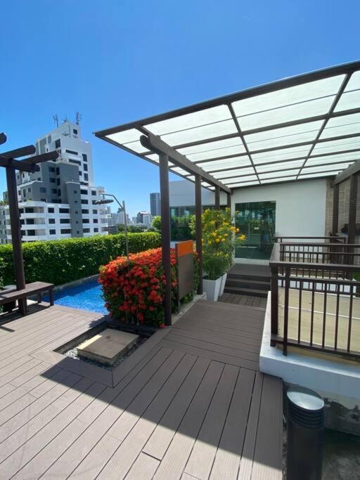 Delightful Condo In Central Location At Sukhumvit 49 Bangkok Exteriör bild